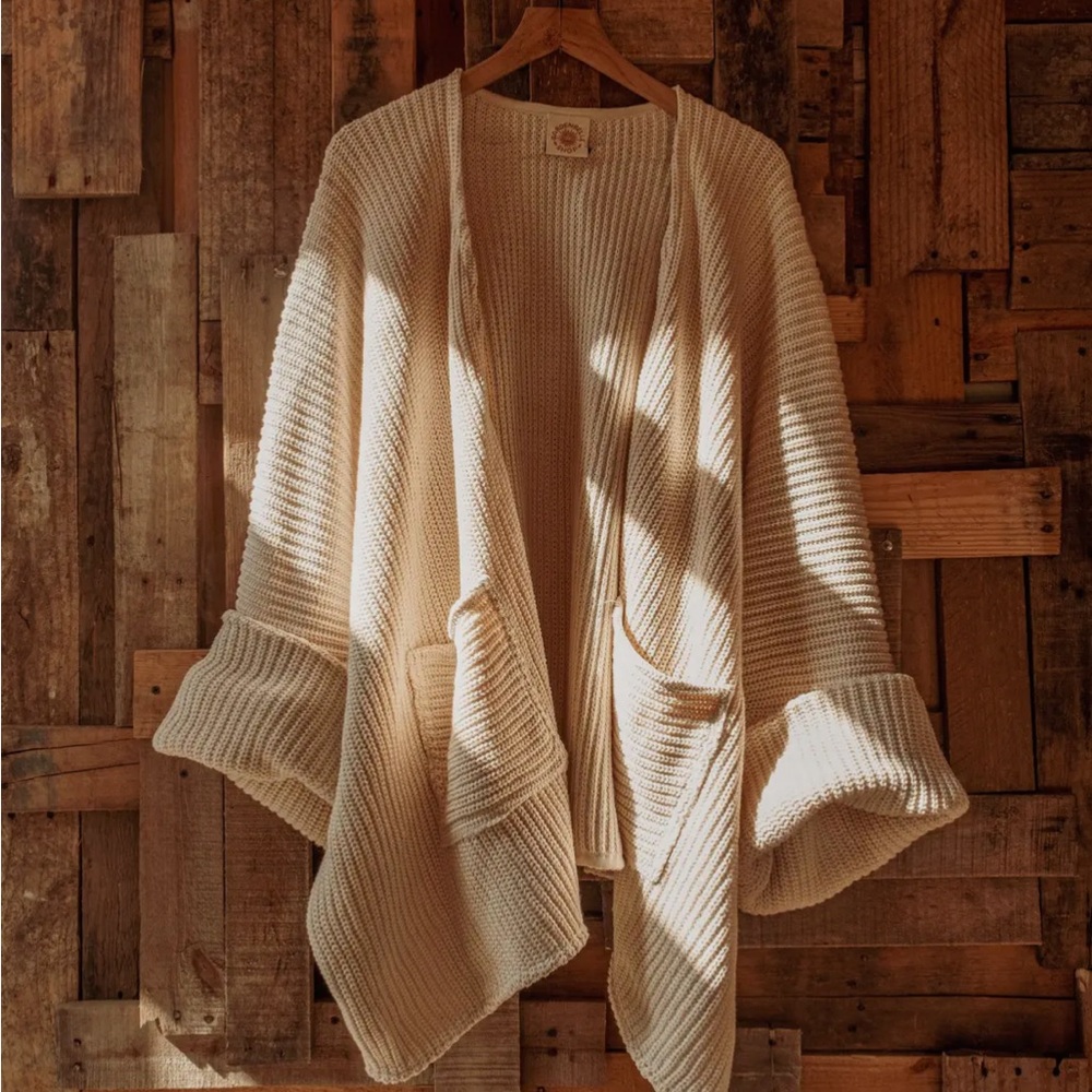 Like New Gardenbelle 100% Organic unbleached cotton oversized Cardigan USA made - Picture 6 of 16